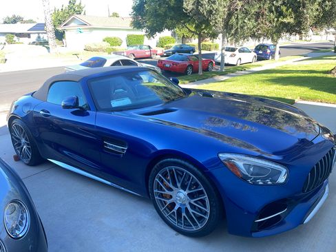 Used 2019 Mercedes-Benz AMG GT C image 2