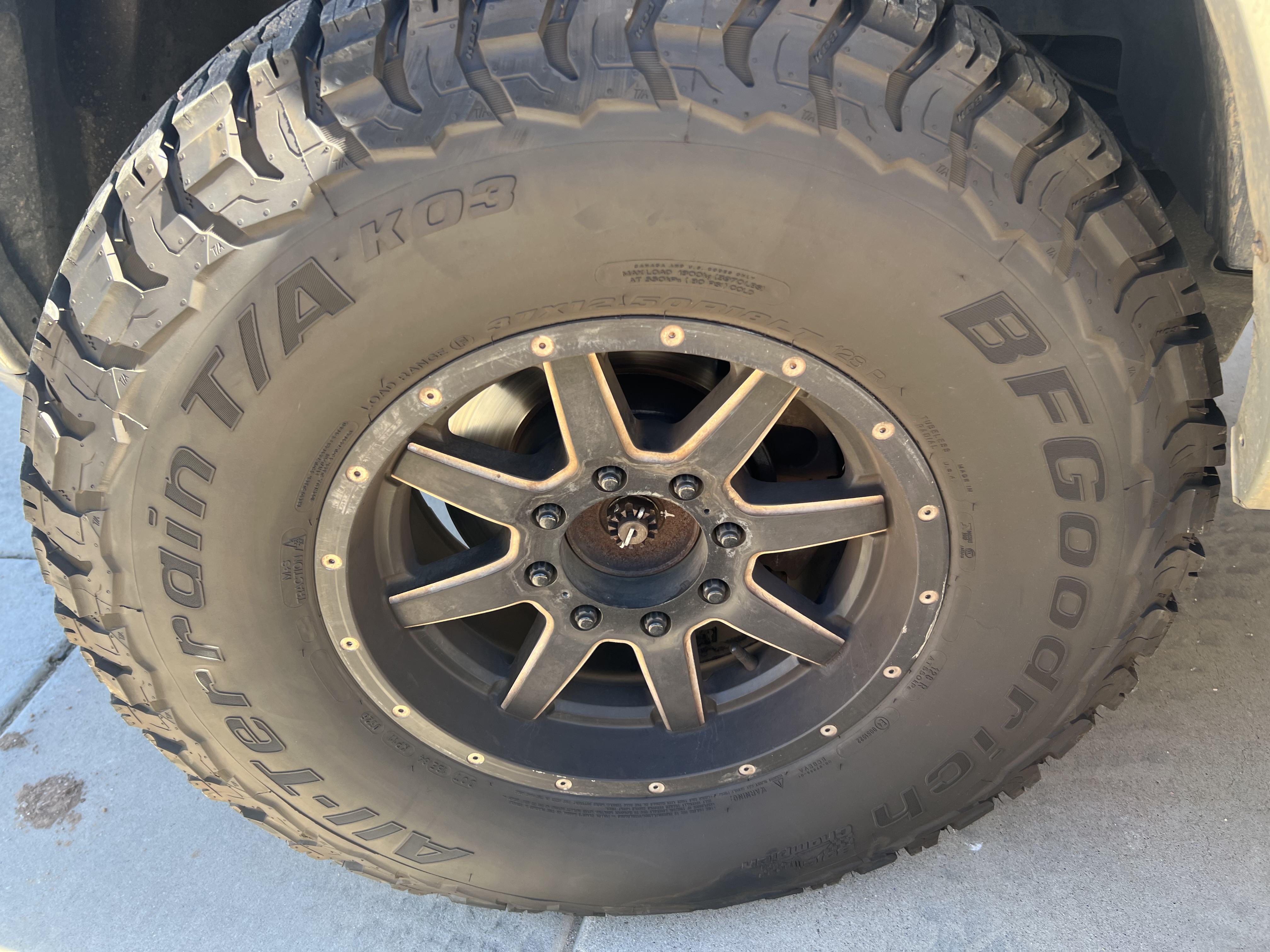 Used 2010 Dodge Ram 2500 Truck Laramie w/ Protection Group AWD/4WD image 4