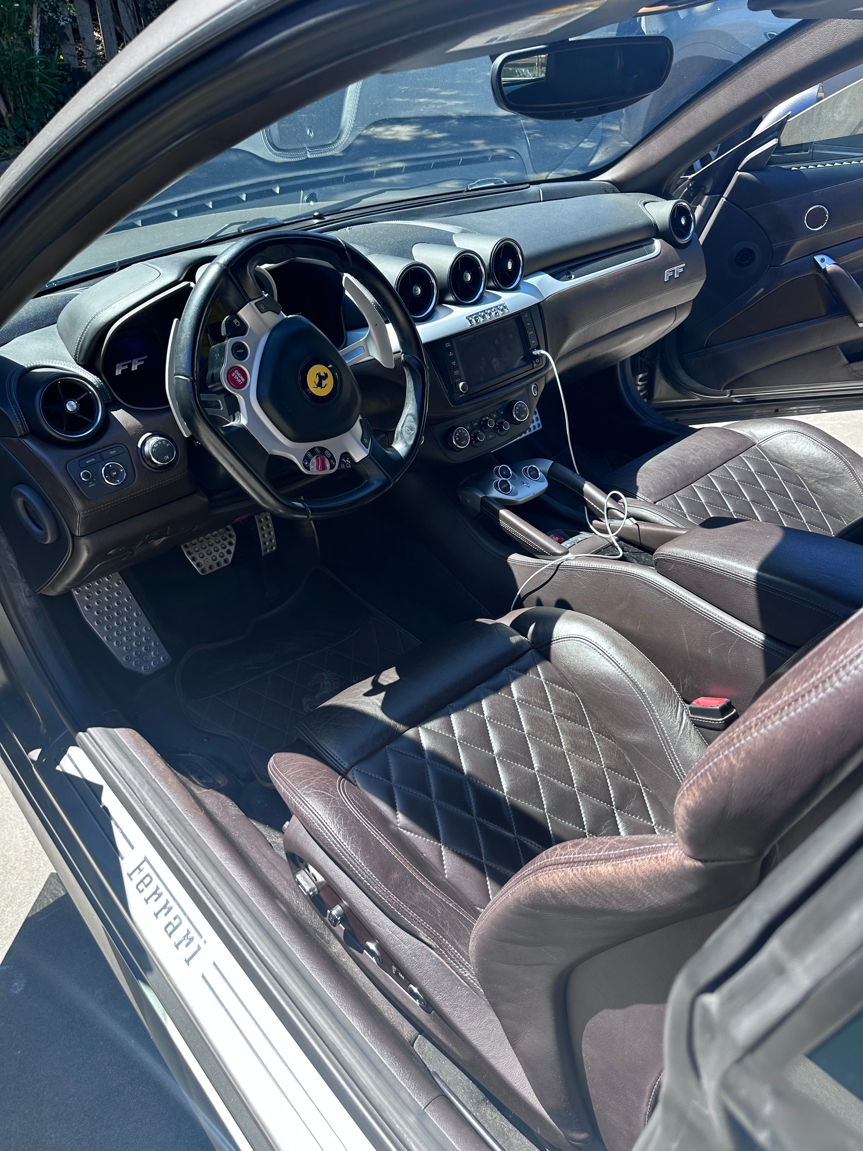 Used 2012 Ferrari FF AWD/4WD image 4