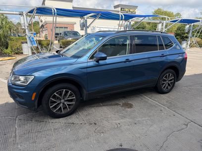 Used 2019 Volkswagen Tiguan SE