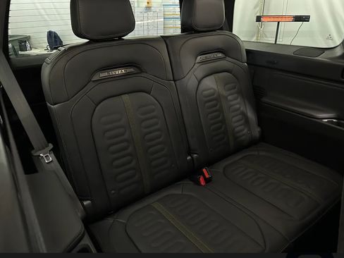 Used 2025 Rivian R1S Adventure image 6