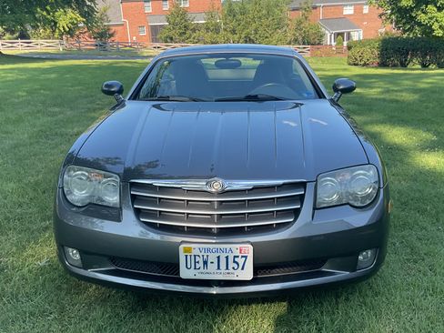 Used 2004 Chrysler Crossfire Coupe RWD image 2