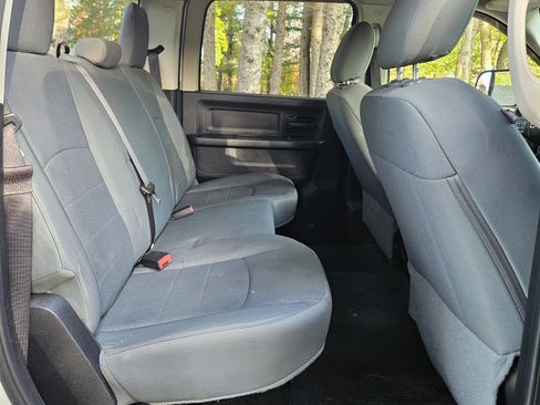 Used 2016 RAM 3500 Tradesman w/ Chrome Appearance Group image 9