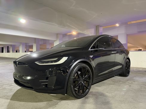 Used 2016 Tesla Model X 75D AWD/4WD image 1