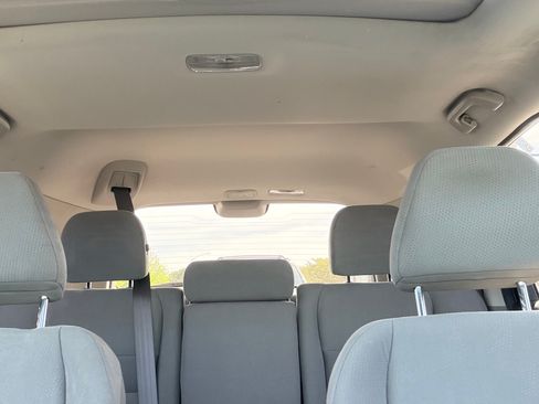 Used 2011 Honda CR-V EX image 10