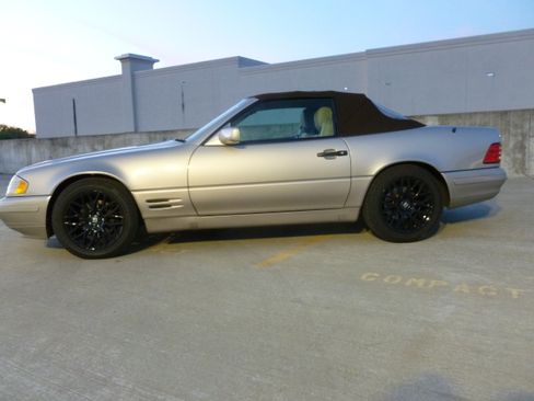 Used 1998 Mercedes-Benz SL 500 image 2