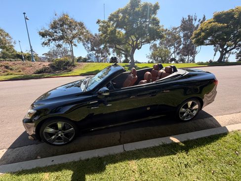 Used 2011 Lexus IS 350C w/ Luxury Pkg RWD image 10