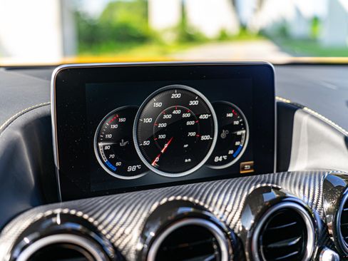 Used 2018 Mercedes-Benz AMG GT R image 28