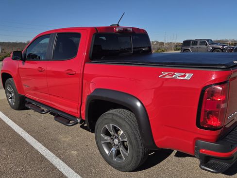 Used 2016 Chevrolet Colorado Z71 image 1