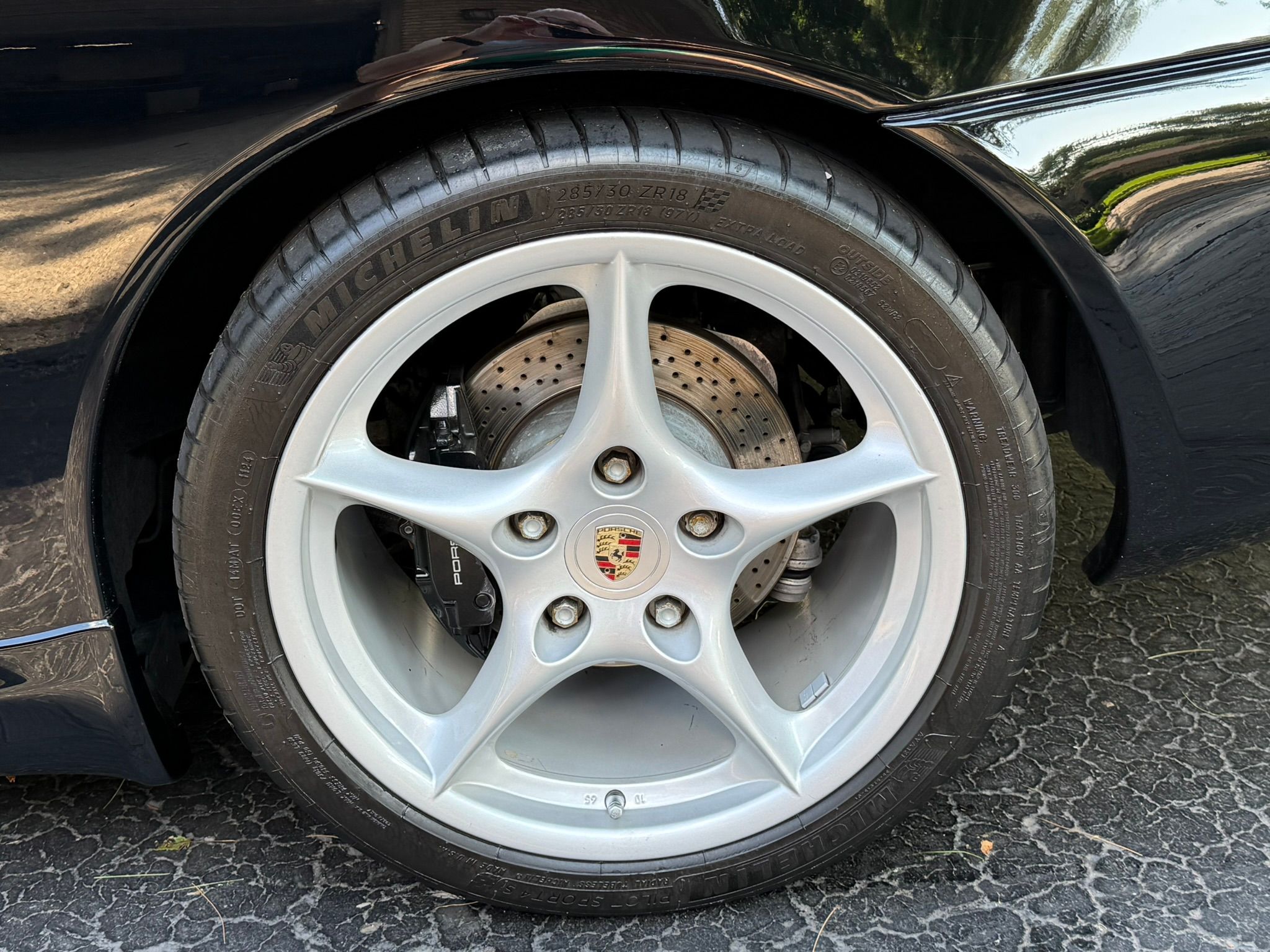 Used 2003 Porsche 911 Cabriolet image 14