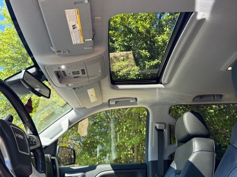 Used 2018 GMC Sierra 1500 SLT image 6