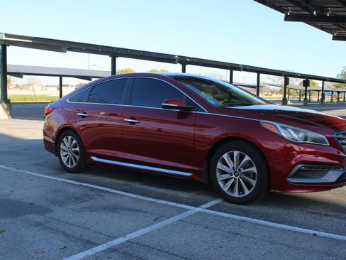 Used 2015 Hyundai Sonata Sport w/ Option Group 03 image 16