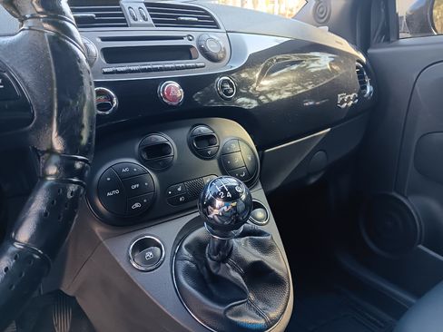 Used 2013 FIAT 500 Sport w/ Beats Audio Pkg image 10