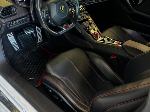 Used 2016 Lamborghini Huracan LP 610-4 AWD/4WD image 8