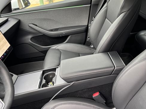 Used 2025 Tesla Model 3 Long Range image 10