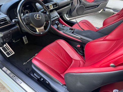 Used 2017 Lexus RC F w/ Premium Package RWD image 8