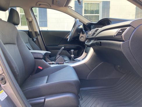 Used 2014 Honda Accord LX image 6