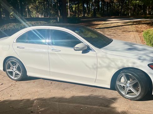 Used 2015 Mercedes-Benz C 300 4MATIC Sedan image 10