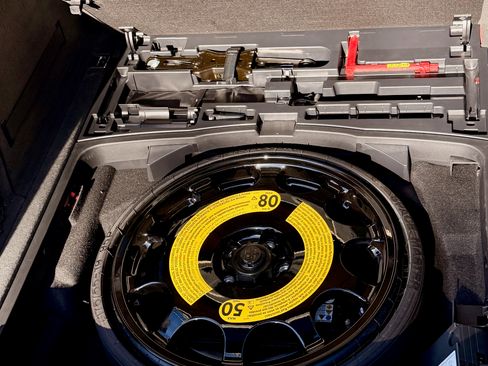 Used 2017 Audi A4 2.0T allroad Prestige w/ Prestige Package image 16