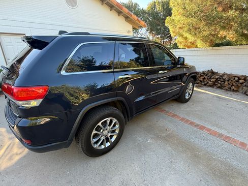 Used 2015 Jeep Grand Cherokee Limited image 12