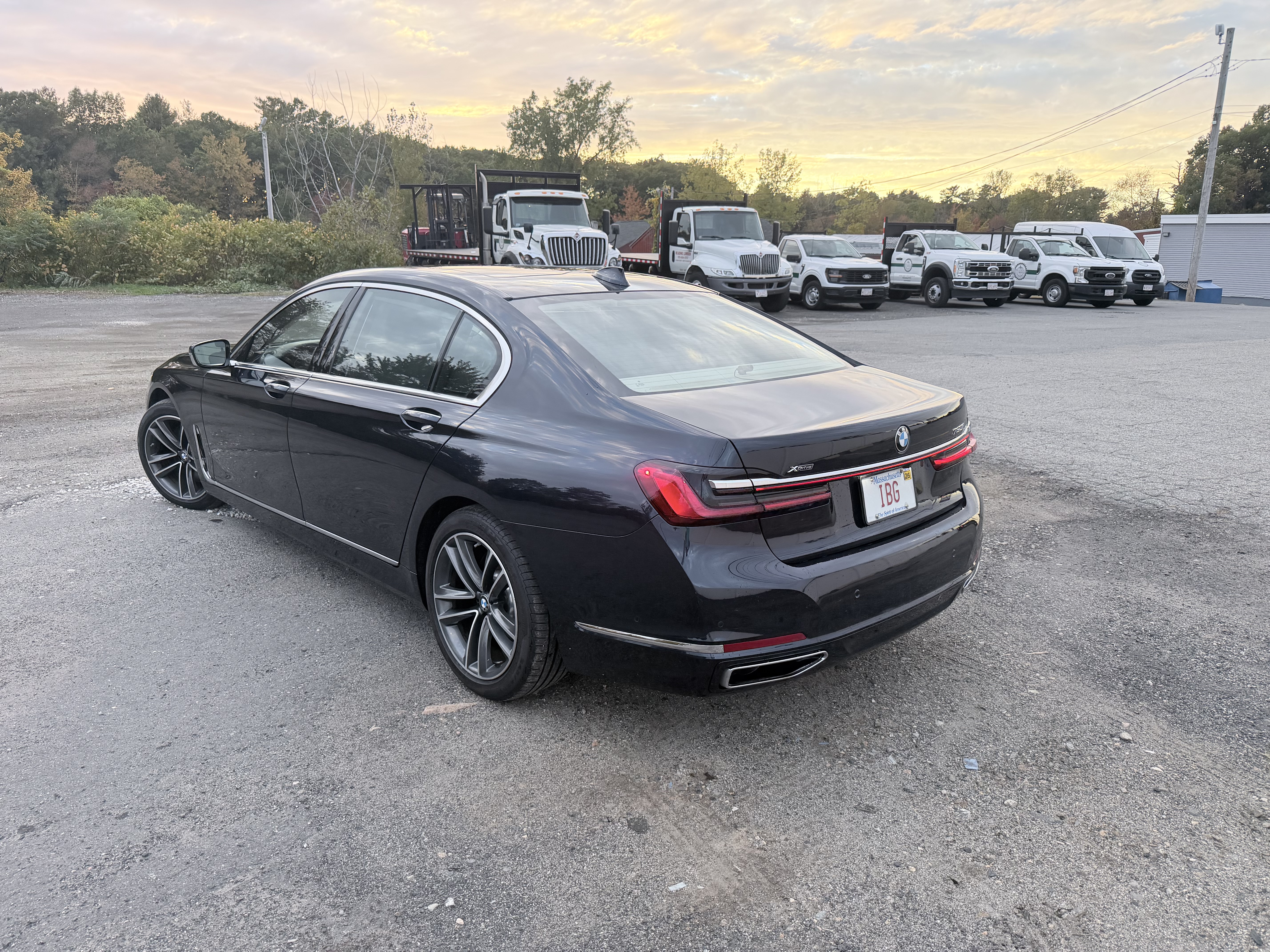 Used 2020 BMW 750i xDrive w/ Luxury Rear Seating Package AWD/4WD image 9