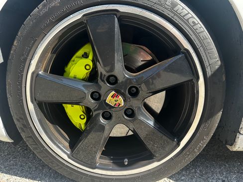 Used 2015 Porsche Panamera S w/ Premium Package RWD image 10