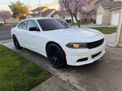 Used 2022 Dodge Charger SXT image 23