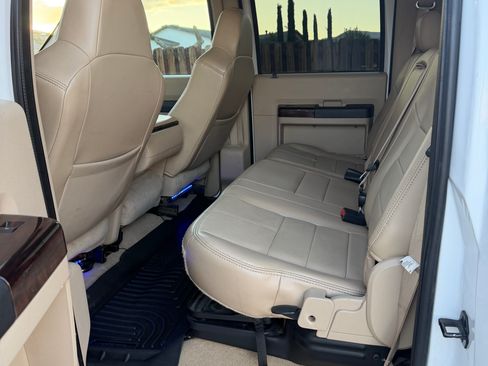 Used 2008 Ford F450 Lariat image 10