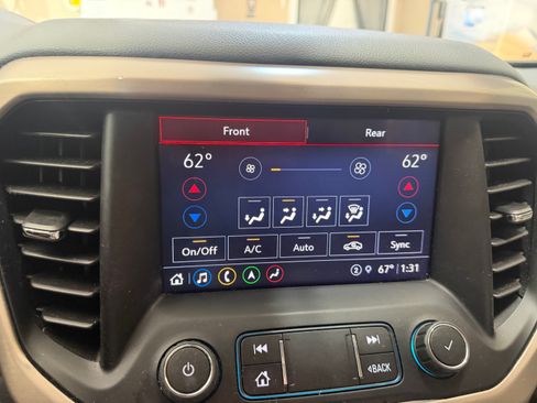 Used 2021 GMC Acadia Denali w/ Denali Ultimate Package image 22