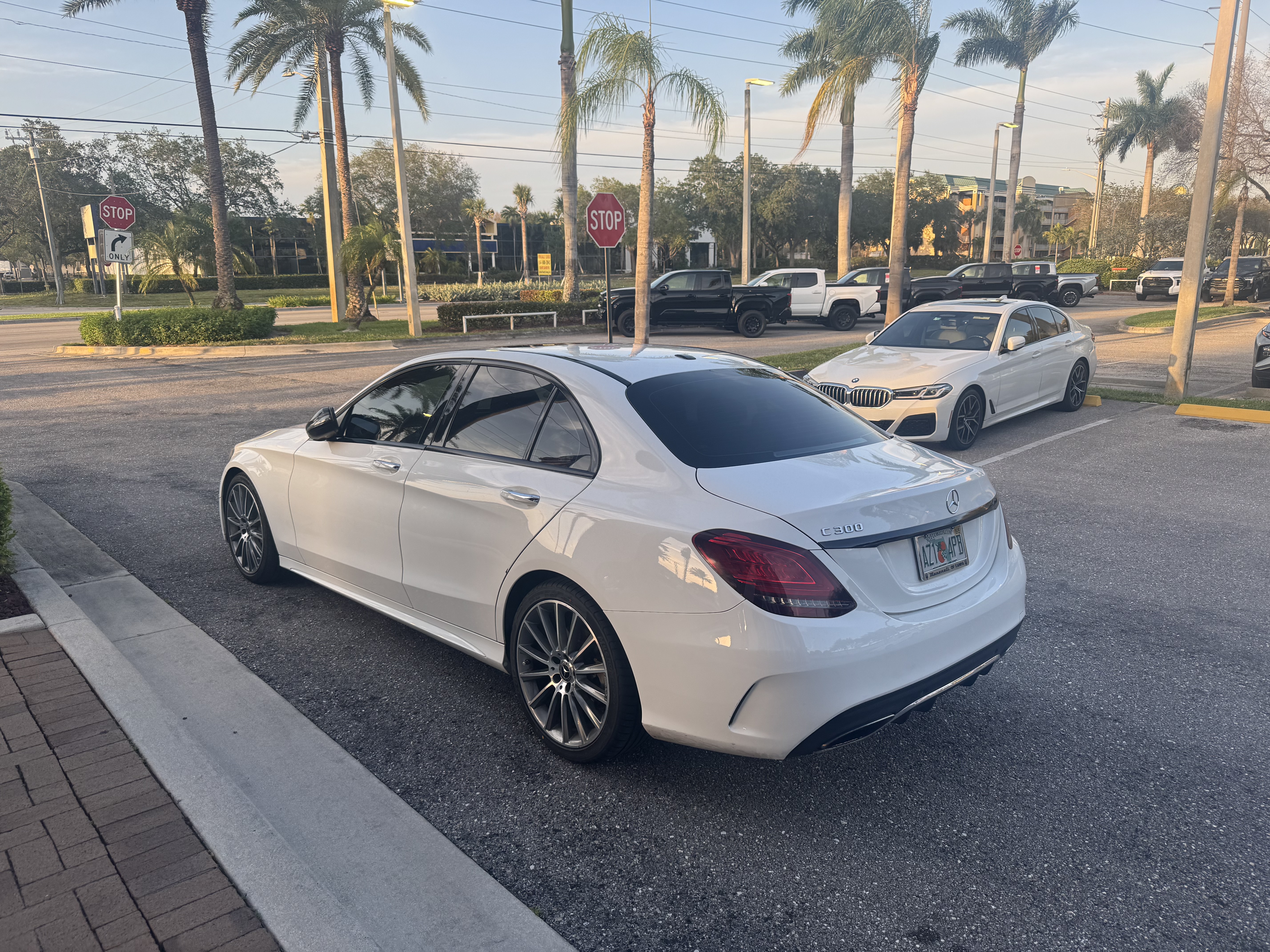 Used 2019 Mercedes-Benz C 300 Sedan image 4