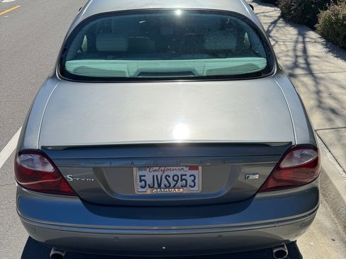 Used 2005 Jaguar S-TYPE R image 6