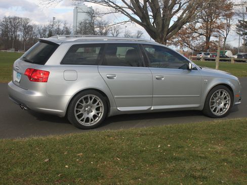 Used 2006 Audi S4 Avant image 4