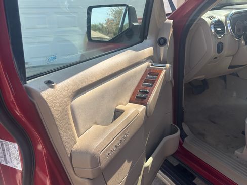 Used 2009 Ford Explorer Eddie Bauer image 13