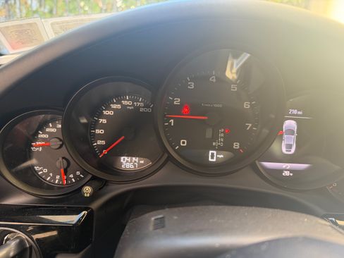 Used 2019 Porsche 911 Carrera image 12