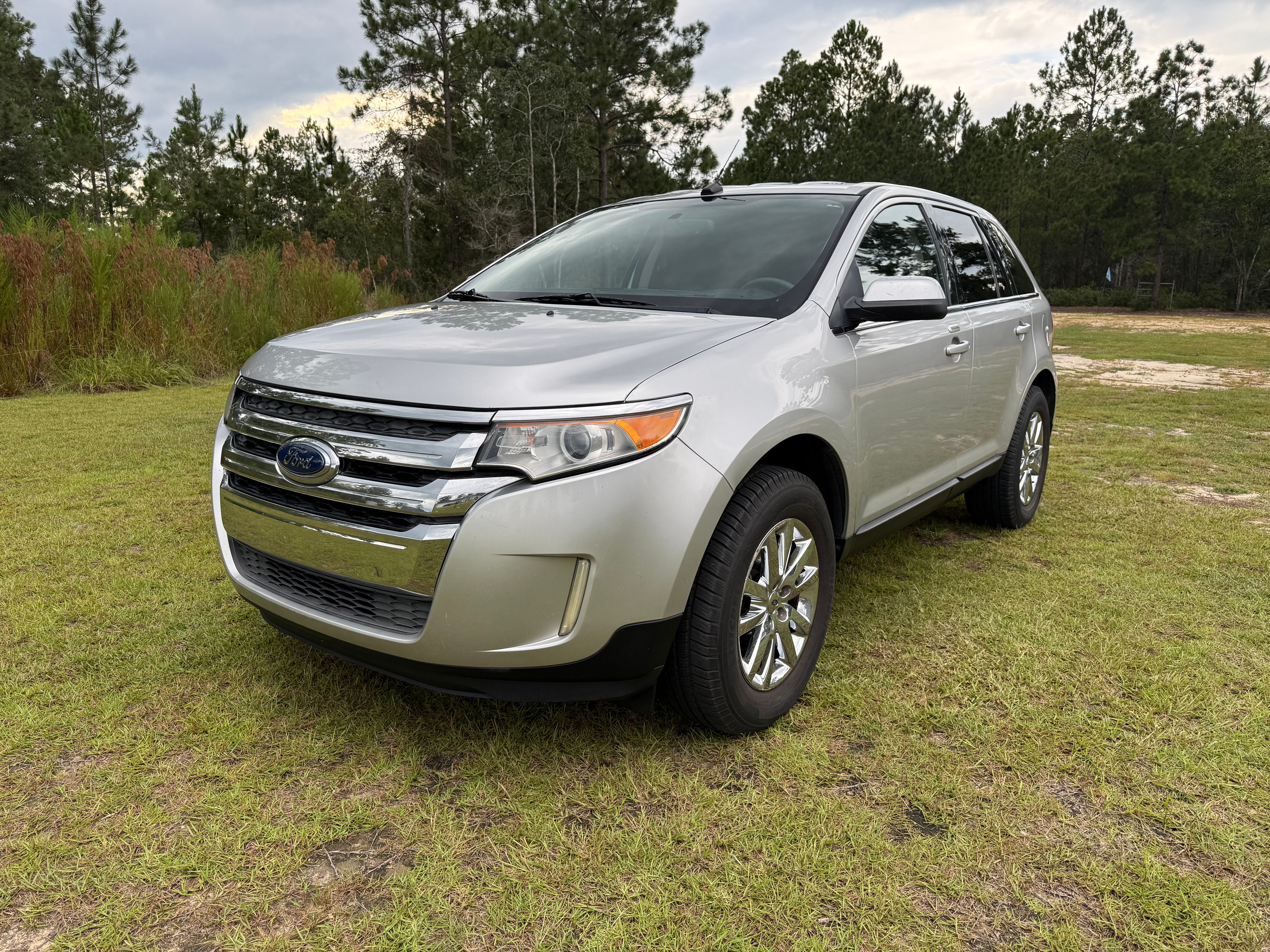 Used 2013 Ford Edge Limited FWD image 1