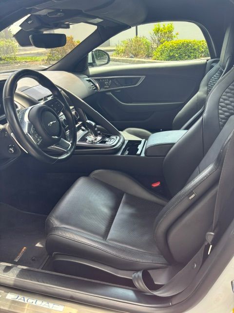 Used 2021 Jaguar F-TYPE R-Dynamic AWD/4WD image 13