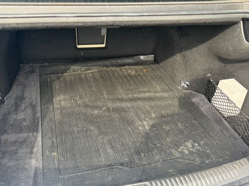 Used 2017 Genesis G90 3.3T Premium image 20