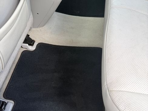 Used 2011 Toyota Avalon Limited image 14