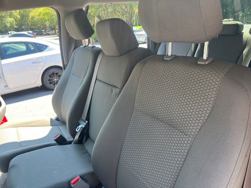 Used 2017 Ford F150 XLT RWD image 17
