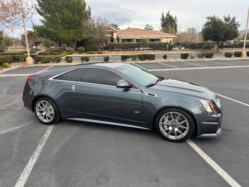 Used 2011 Cadillac CTS V w/ Wood Trim Package image 4