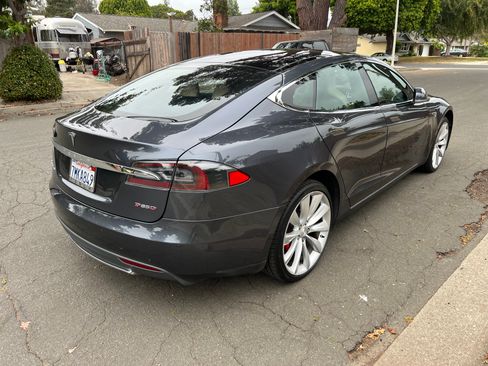 Used 2015 Tesla Model S P85D AWD/4WD image 22