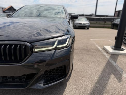Used 2022 BMW M550i xDrive w/ Dynamic Handling Package AWD/4WD image 24