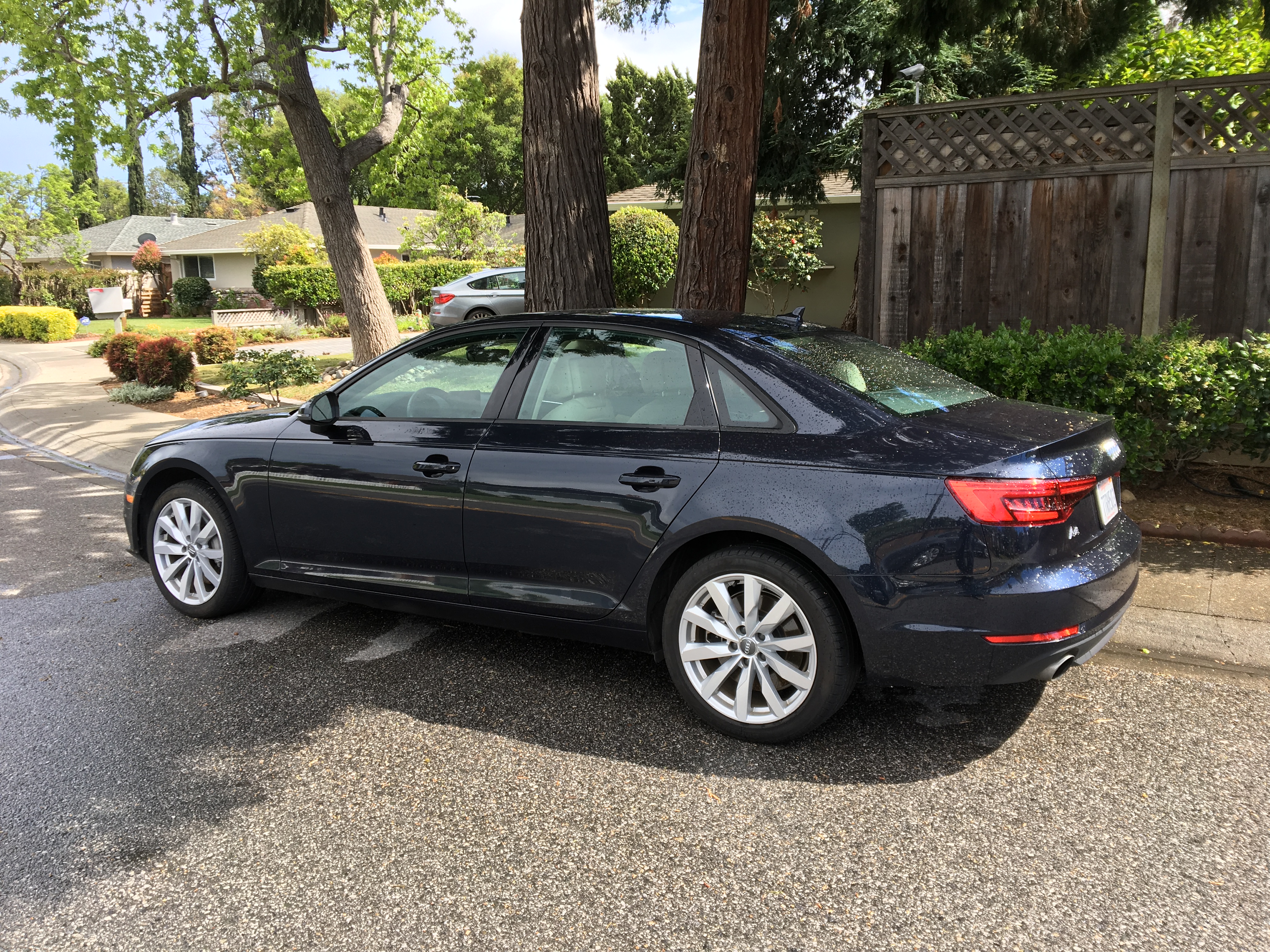 Used 2017 Audi A4 2.0T Premium FWD image 4