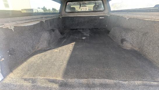 Used 2005 Chevrolet Silverado 2500 LS w/ Heavy-Duty Power Package AWD/4WD image 29