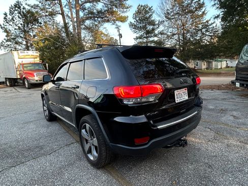 Used 2015 Jeep Grand Cherokee Limited image 2