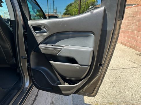 Used 2016 Chevrolet Colorado Z71 image 22