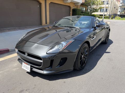 Used 2014 Jaguar F-TYPE Convertible RWD image 4