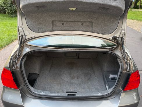 Used 2011 BMW 328i Sedan RWD image 9