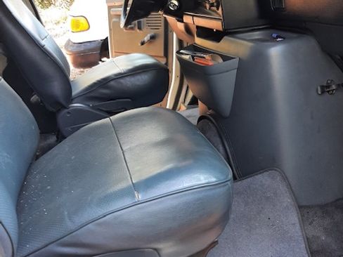 Used 1993 Ford E-150 and Econoline 150 image 10