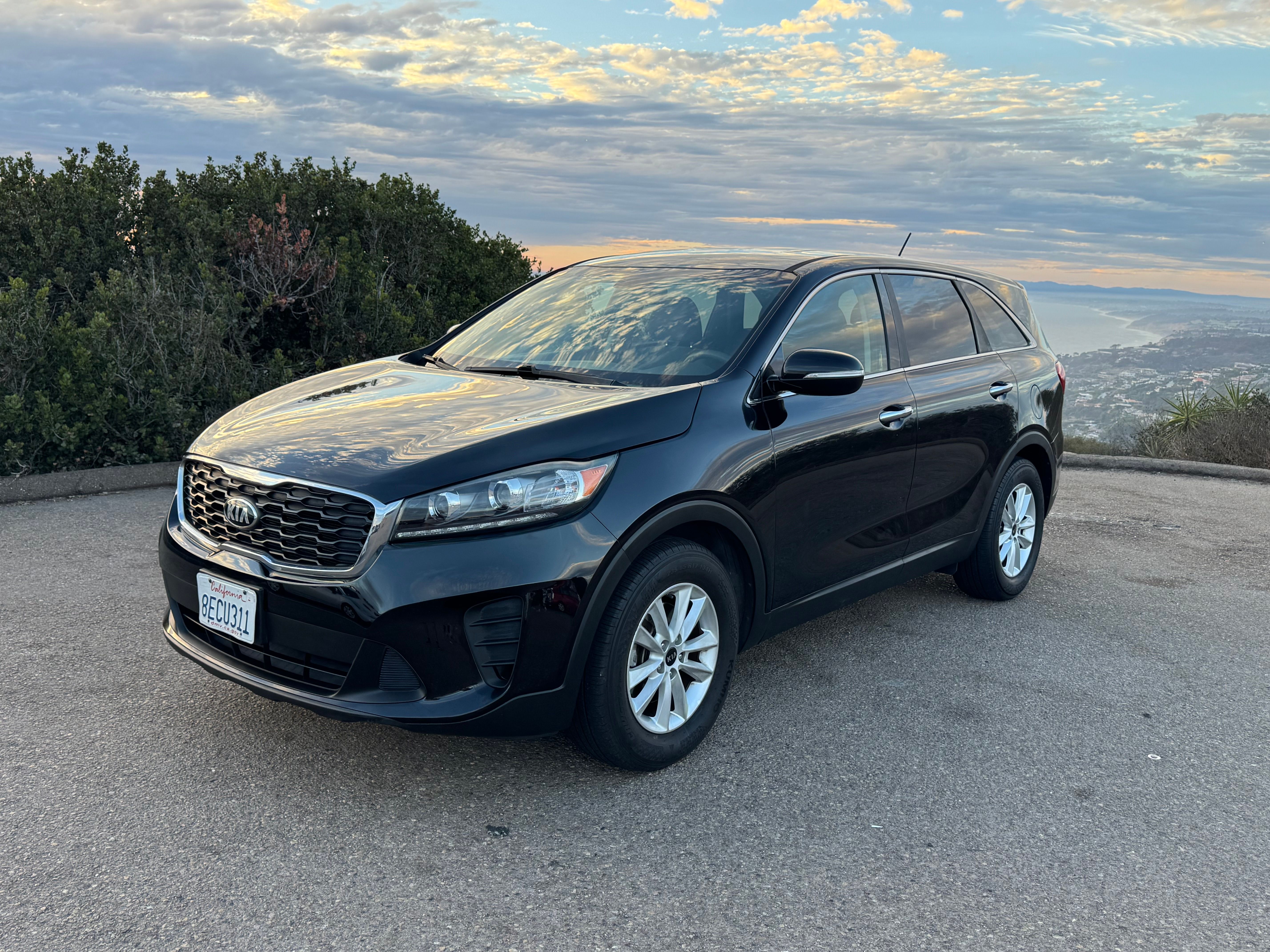 Used 2019 Kia Sorento L FWD image 1